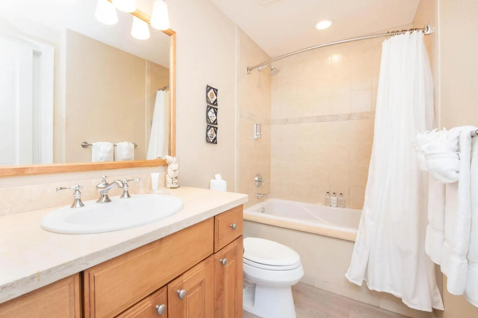 Apartment Beachcomber 24 George Town Cayman Islands